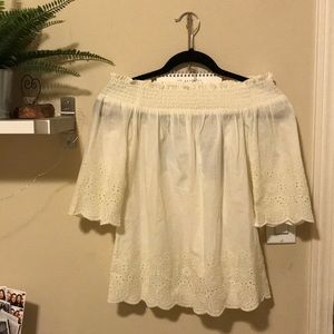 Abercrombie Off the Shoulder Top (NEW WITH TAG)